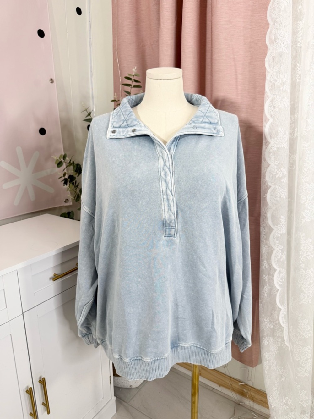 Aerie  CLOUDWASH RETIRED COLORWAY OH SNAP SWEATSHIRT BIN #9